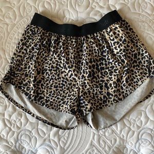 Outdoor voices relay shorts